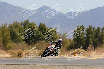 media/Apr-09-2023-SoCal Trackdays (Sun) [[333f347954]]/Turn 7 (1135am)/